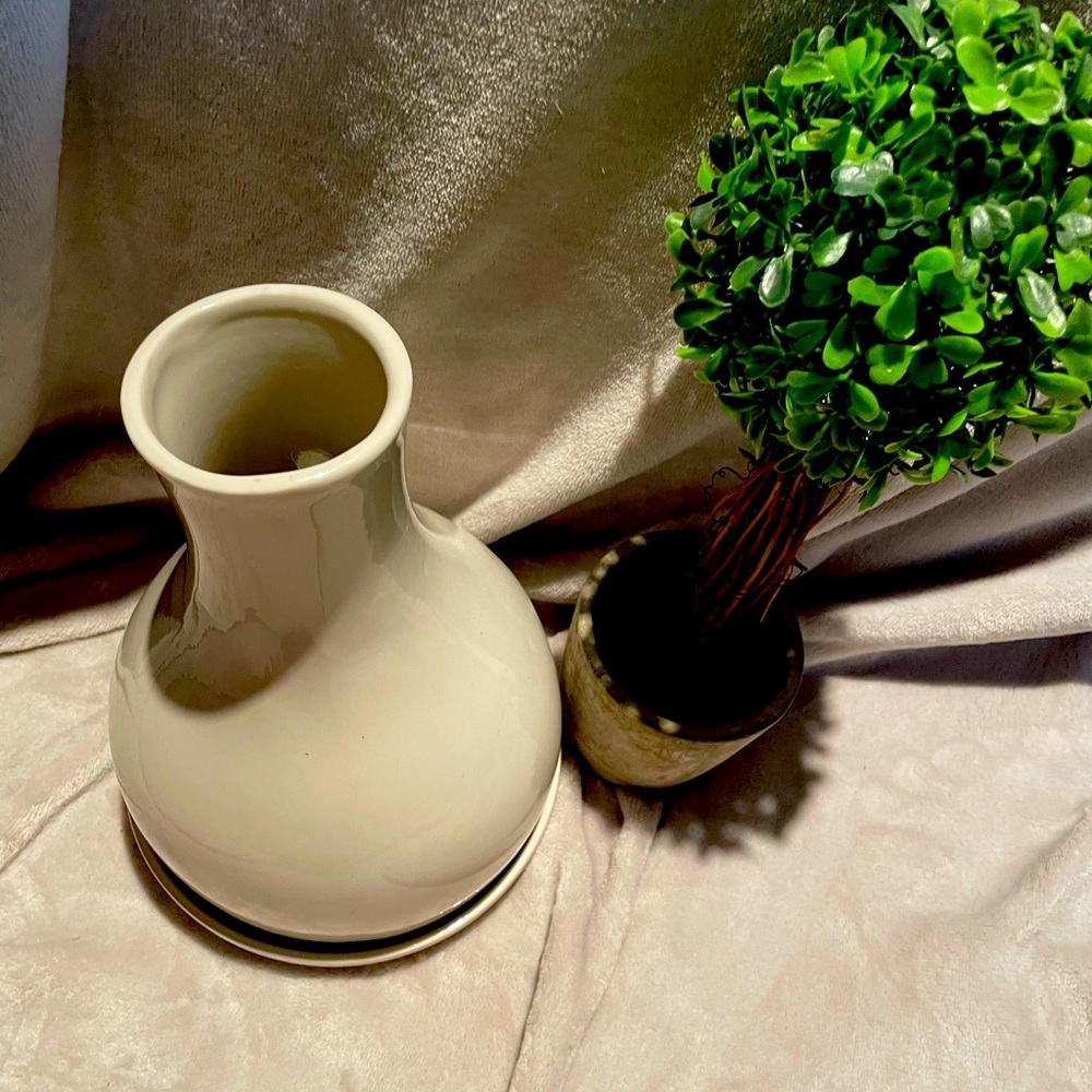 ‼️3/$33‼️ ✨🍶Vintage Vase🍶✨